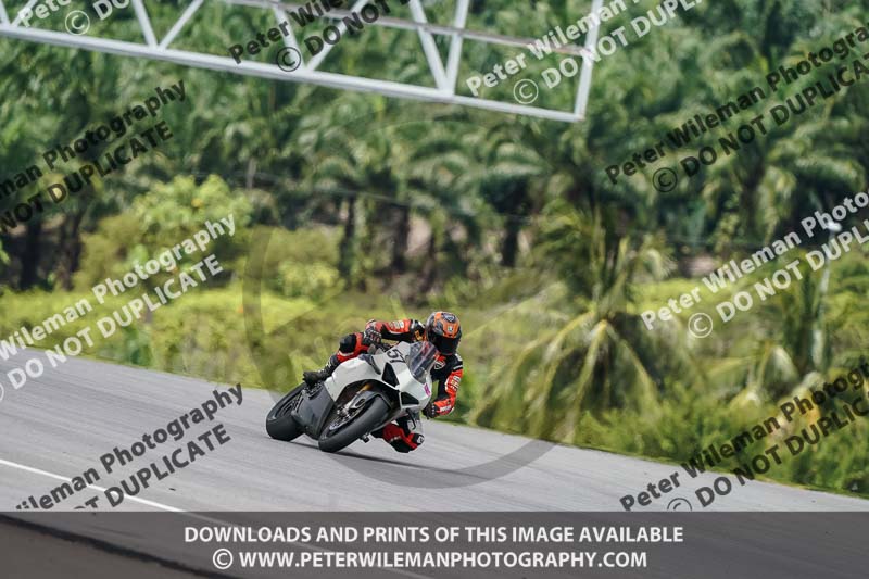 Sepang;event digital images;motorbikes;no limits;peter wileman photography;trackday;trackday digital images